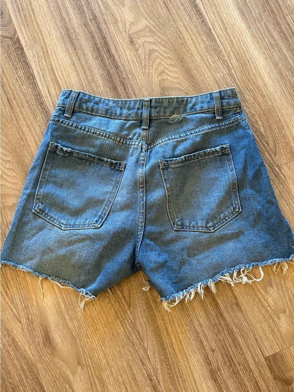 Red, White & Blue Stars Denim Jean Cut Off Shorts Juniors - Picture 4 of 5